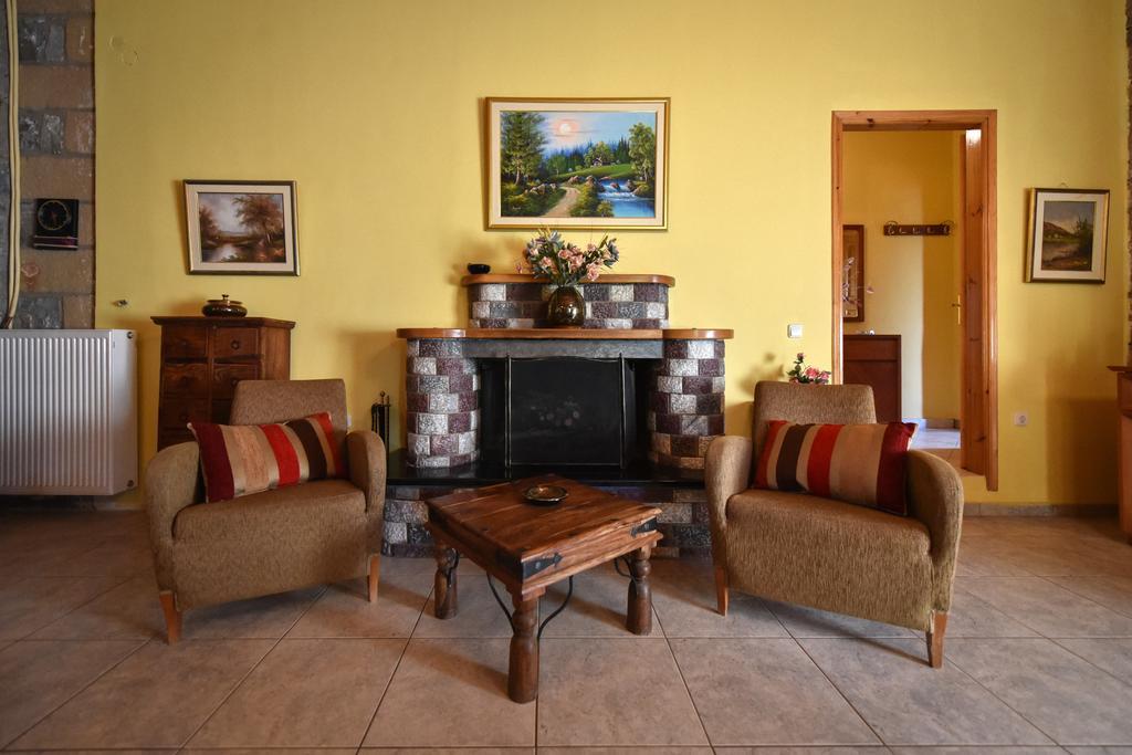 Villa Onar A Stone House With Amazing View Stoúpa Esterno foto