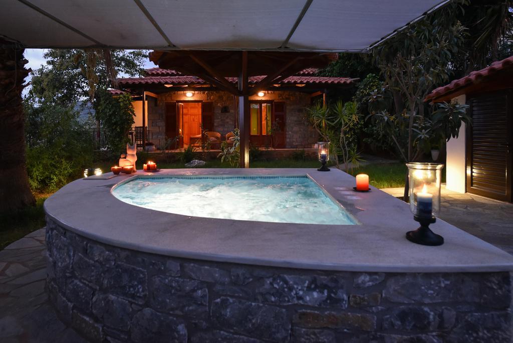 Villa Onar A Stone House With Amazing View Stoúpa Esterno foto