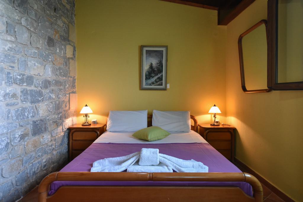 Villa Onar A Stone House With Amazing View Stoúpa Esterno foto