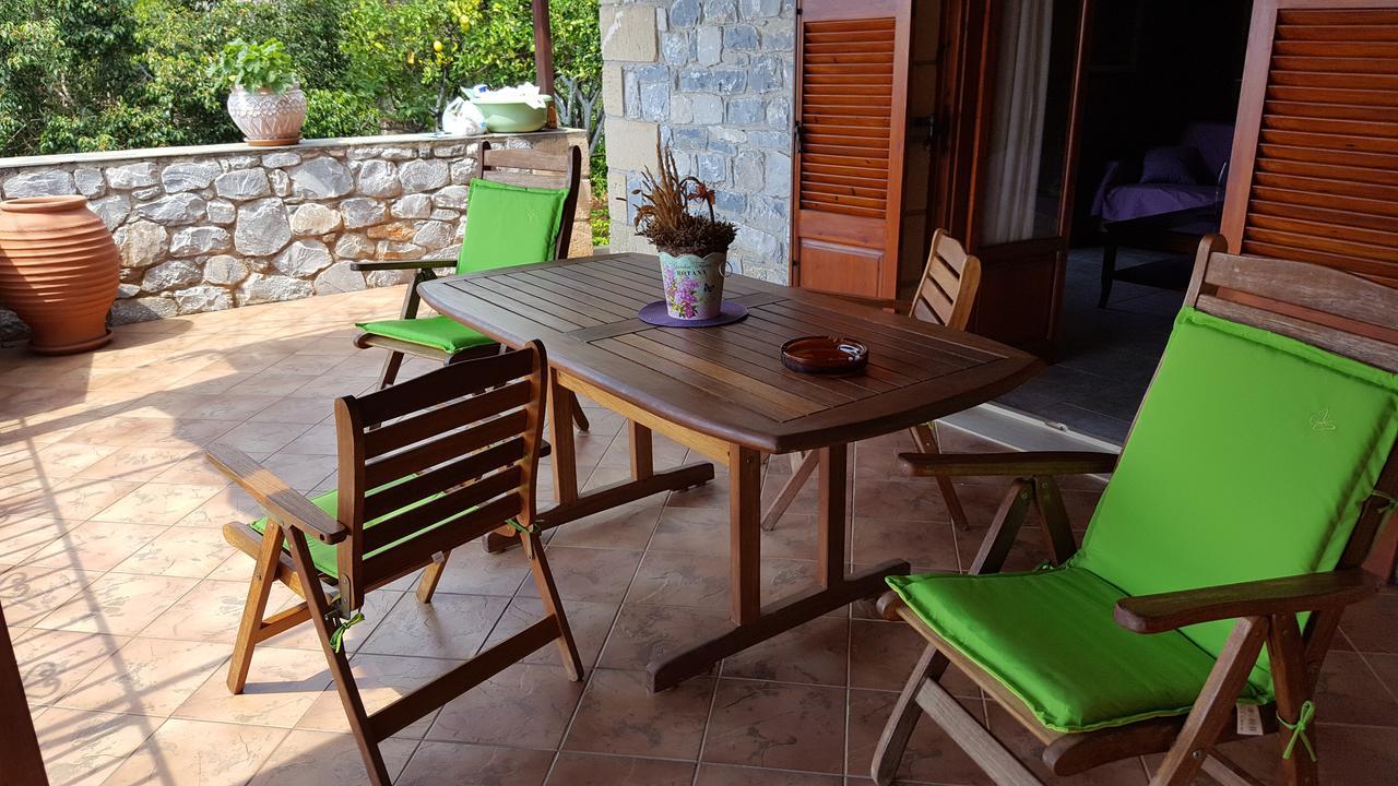 Villa Onar A Stone House With Amazing View Stoúpa Esterno foto
