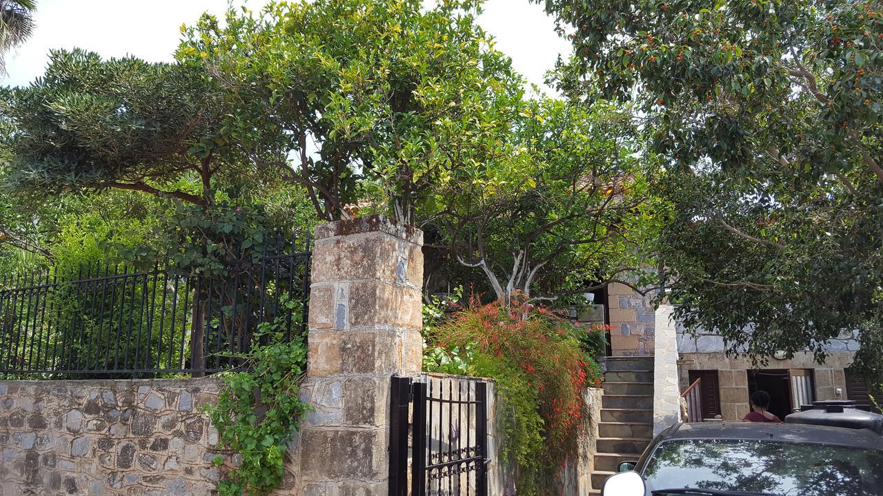 Villa Onar A Stone House With Amazing View Stoúpa Esterno foto